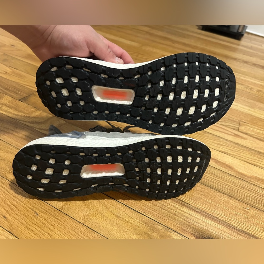 Adidas Boost - Picture 6 of 8